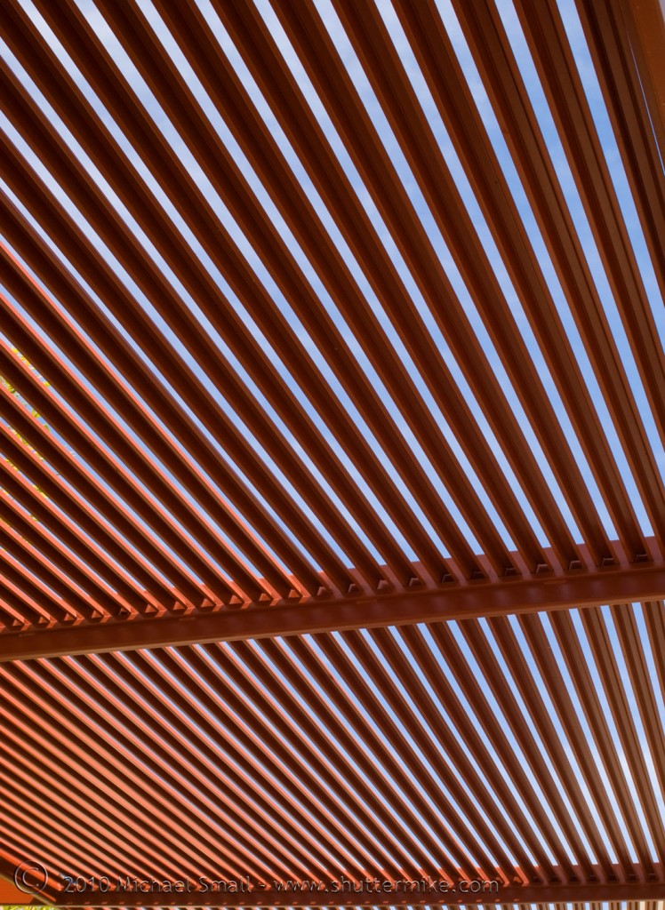 Photo of the linear element of a roof detail.