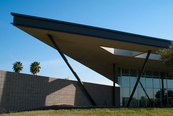 Architectural photo of the Cesar Chavez Library in Phoenix