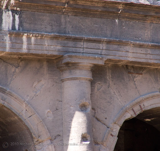 Photo of the doric order columns of the Colosseum