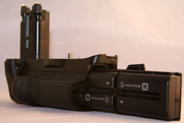 Photo of the Sony Alpha 900/850 VG-C90AM Vertical Grip Battery Compartment