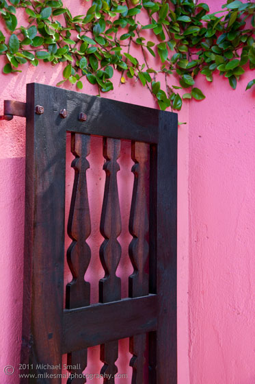 Photo of the classic pink coloring of the Arizona Inn in Tucson, AZ