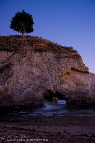 Photo of the cliffs at Pismo Beach, California