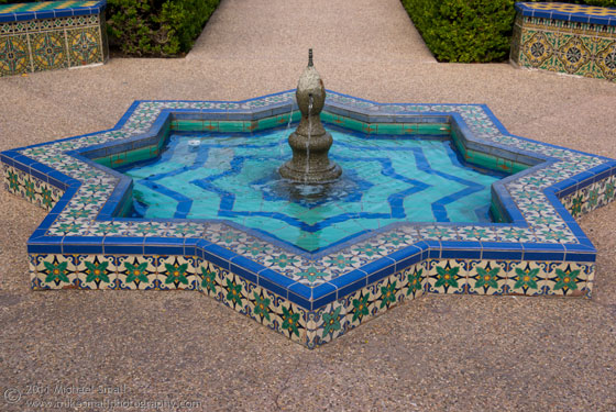 Photo of a star shaped fountain in Balboa Park in San Diego