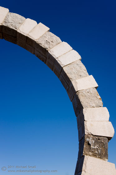 Photo of a stone arch sculpture in Phoenix, AZ