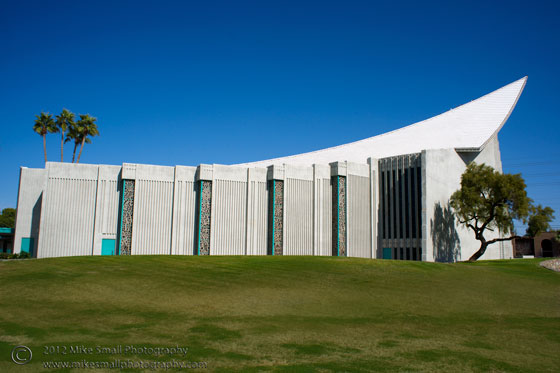 Architectural photograph of the Shepard of the Valley Church in Phoenix